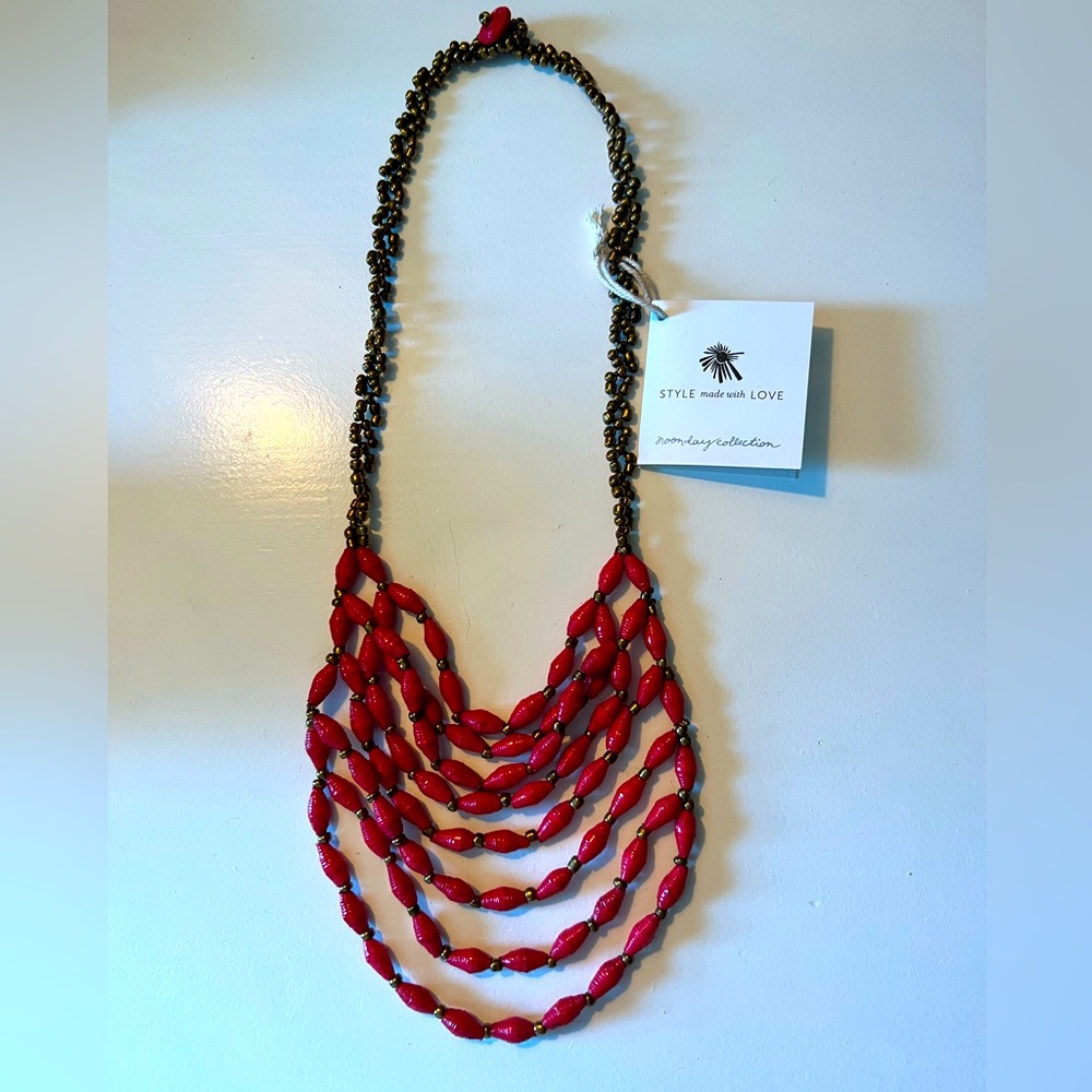 BNWT, Noonday Collection necklace